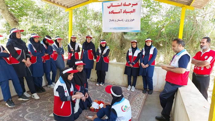 آزمون المپاد دادرس دختران در همدان برگزار شد