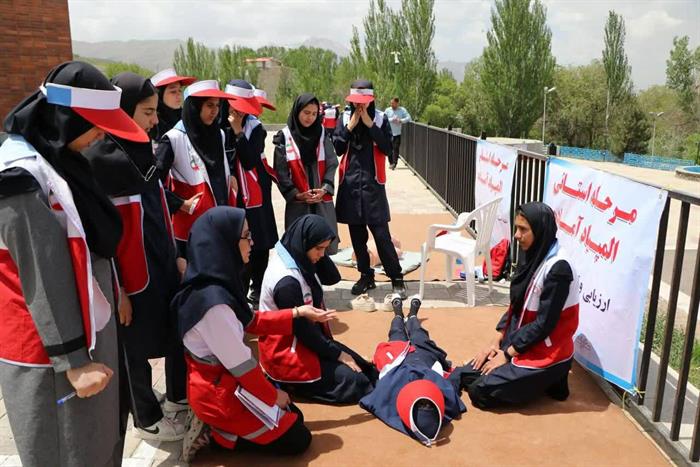 سیزدهمین المپیاد آماده بخش دختران
