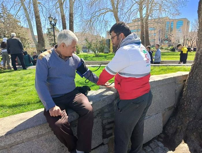 فعالیت اعضای جوانان هلال احمر شهرستان همدان