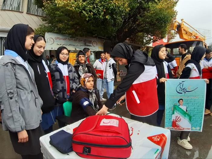 حضور خانواده بزرگ هلال احمر استان همدان در راهپیم