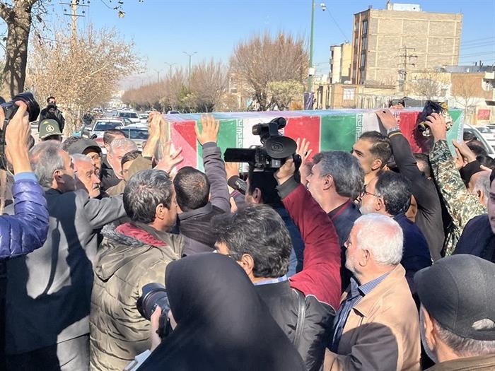 مراسم خاکسپاری شهدای گمنام