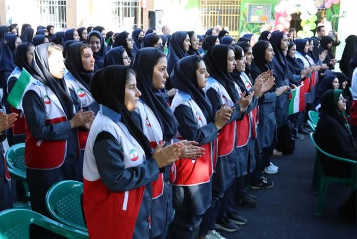آغازین روز از ماه مهر و بازگشایی مدارس همدان